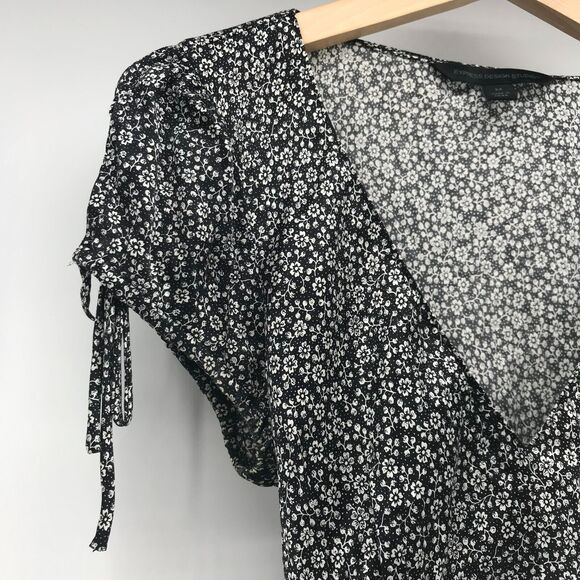 Express Design Studio Womens Medium Black White Ditzy Floral Silk V Neck Tie - Picture 2 of 13